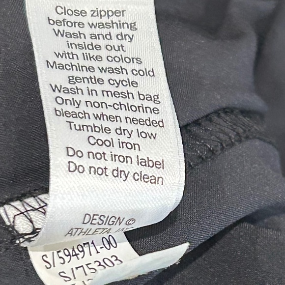 Athleta Chelsea Cargo Jogger Pants Size 6 - Picture 9 of 10